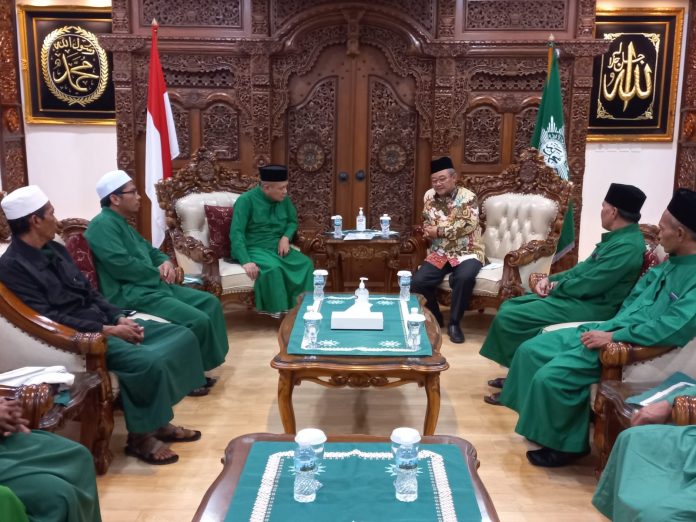Nahdlatul Aulia Sambangi NU